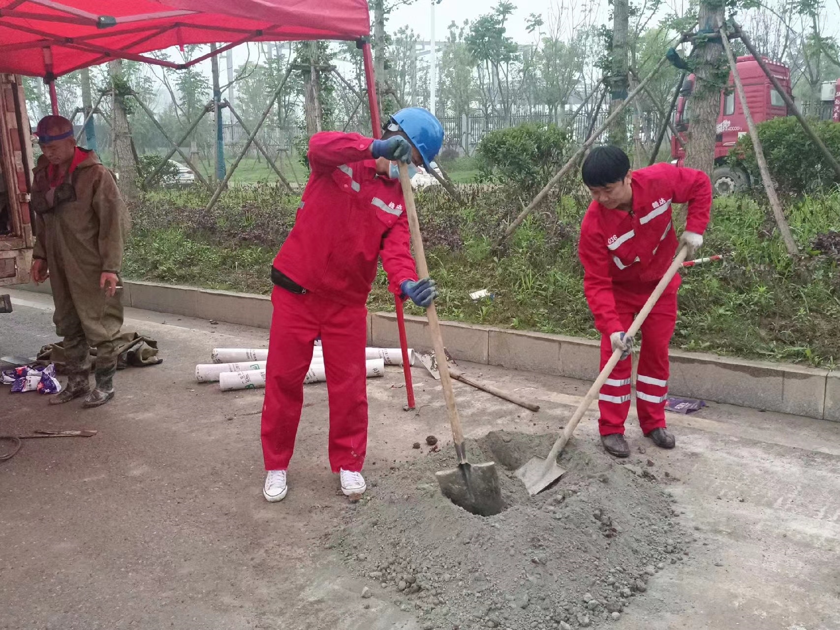 开江管道疏通哪家好】及时进行市政管道清淤